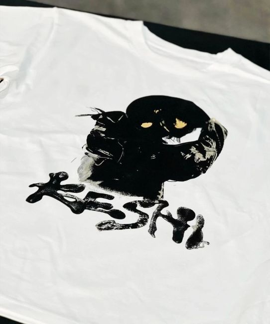 The Allure of Keshi Official Merch: Elevate Your Style with Premium Picks